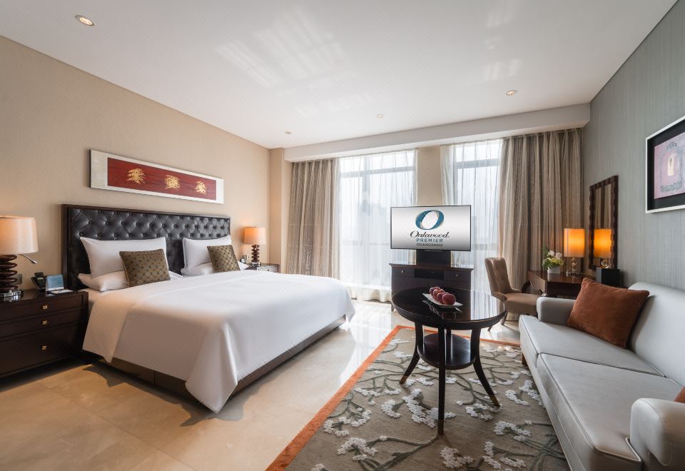 豪華精品大床房|180度城央景觀|洗衣乾衣機|全功能廚房