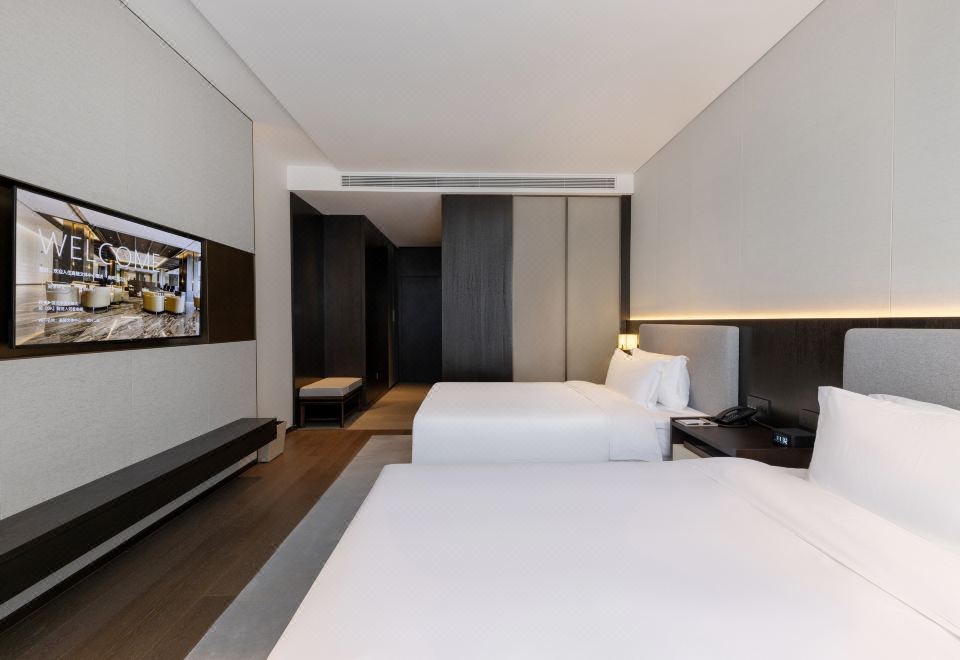 Superior 2-bed Room
