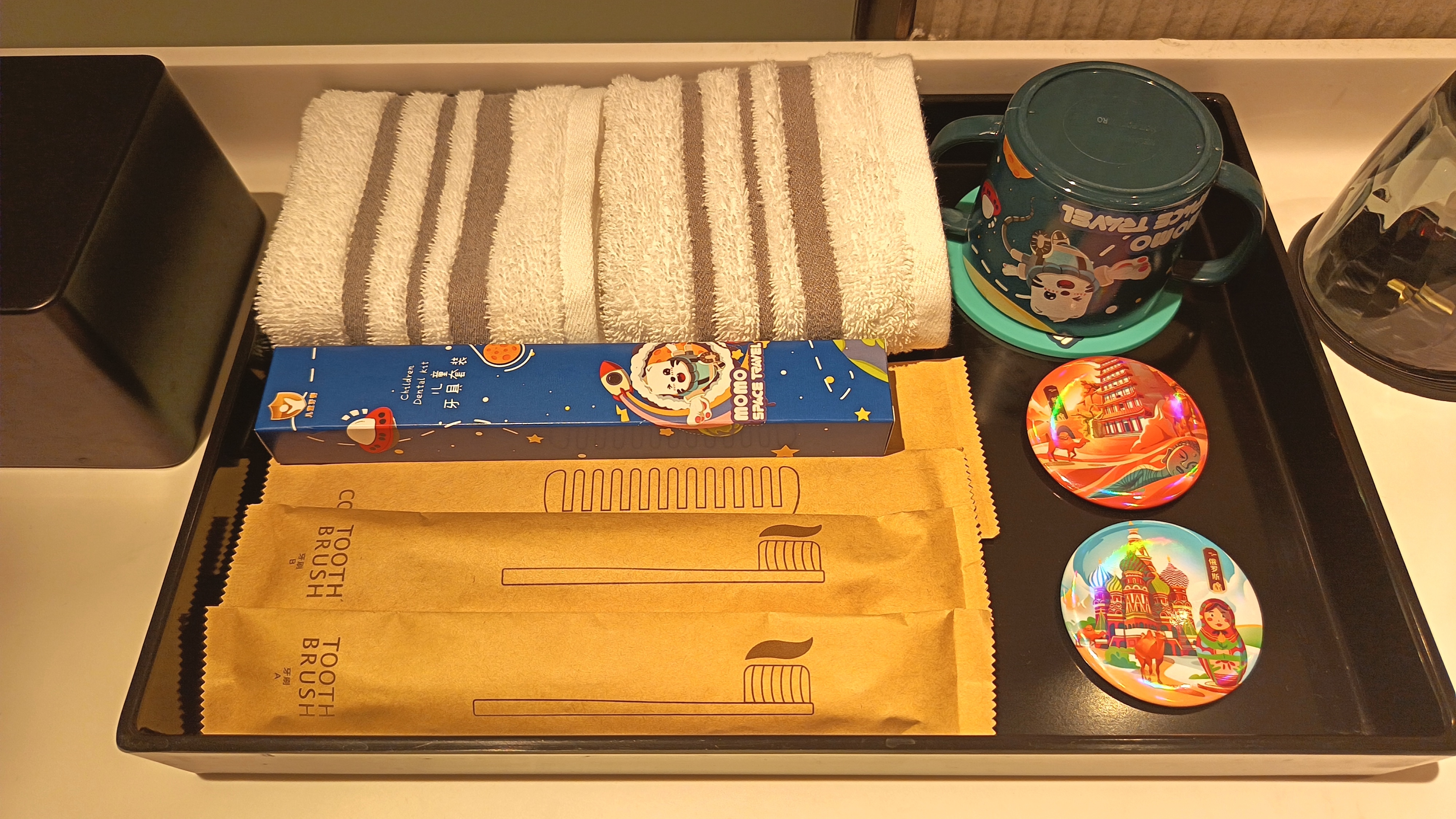 新丝绸之路亲子房（卡通主题+亲子空间+智能投屏）