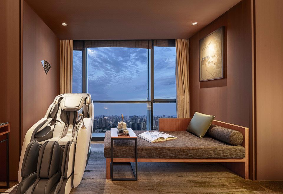 MASS舒緩零壓雙床房（享用iRest豪華按摩椅）