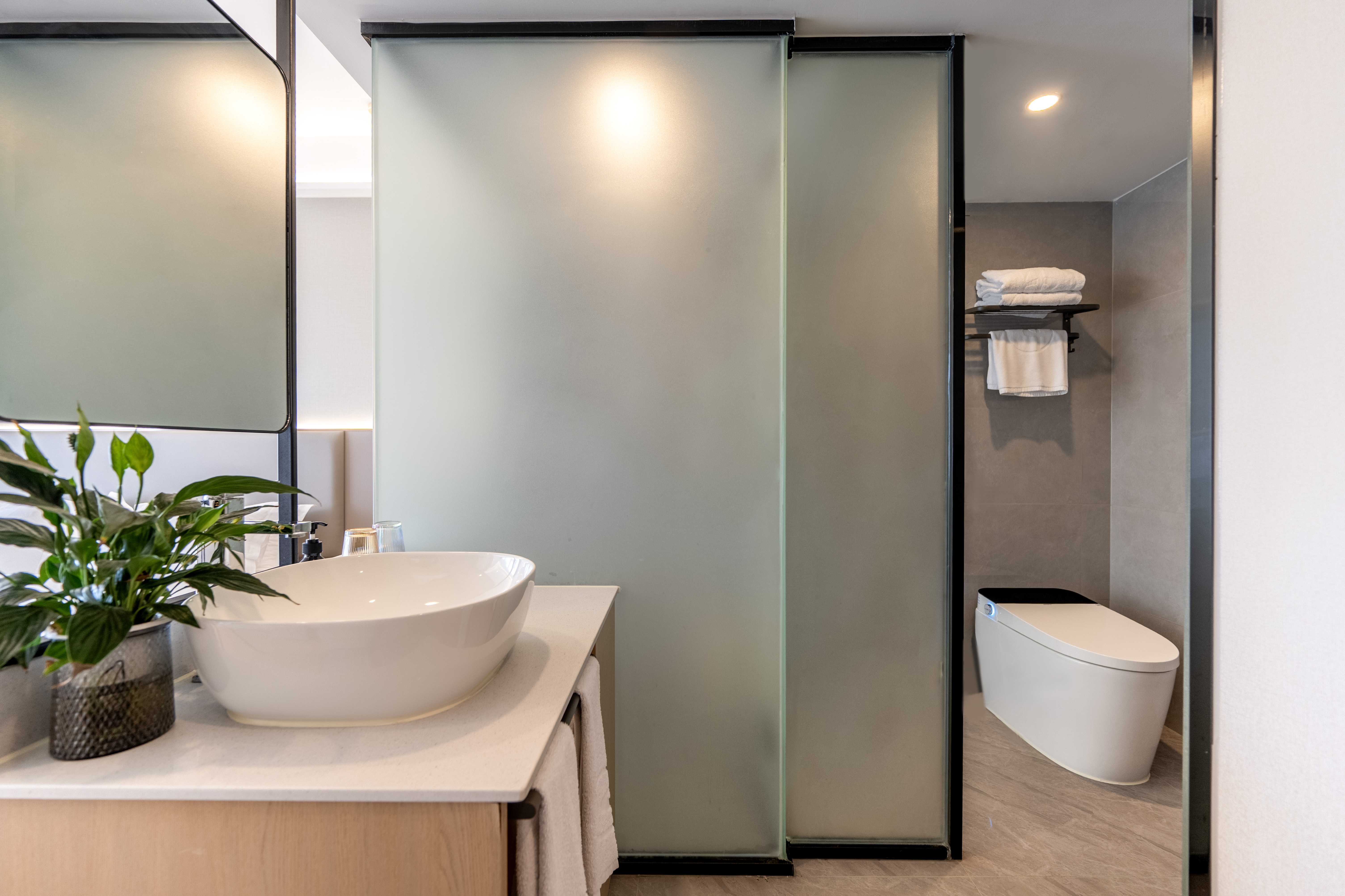 臻選大床房A（智能客控+全景高層落地窗+小冰箱）