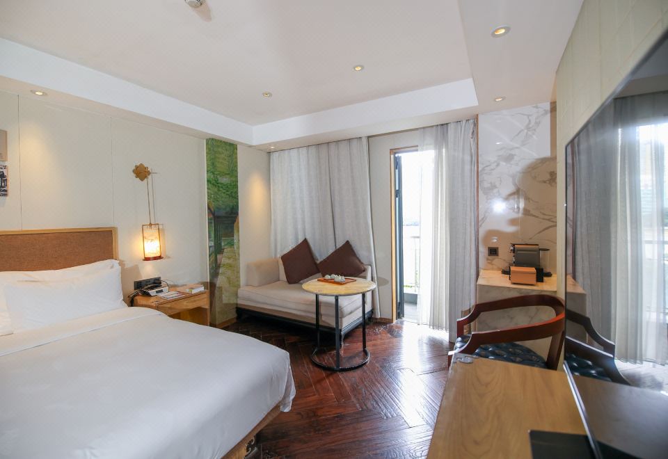 水舞·江景陽臺大床房（180°江景陽臺+高奢洗護品）