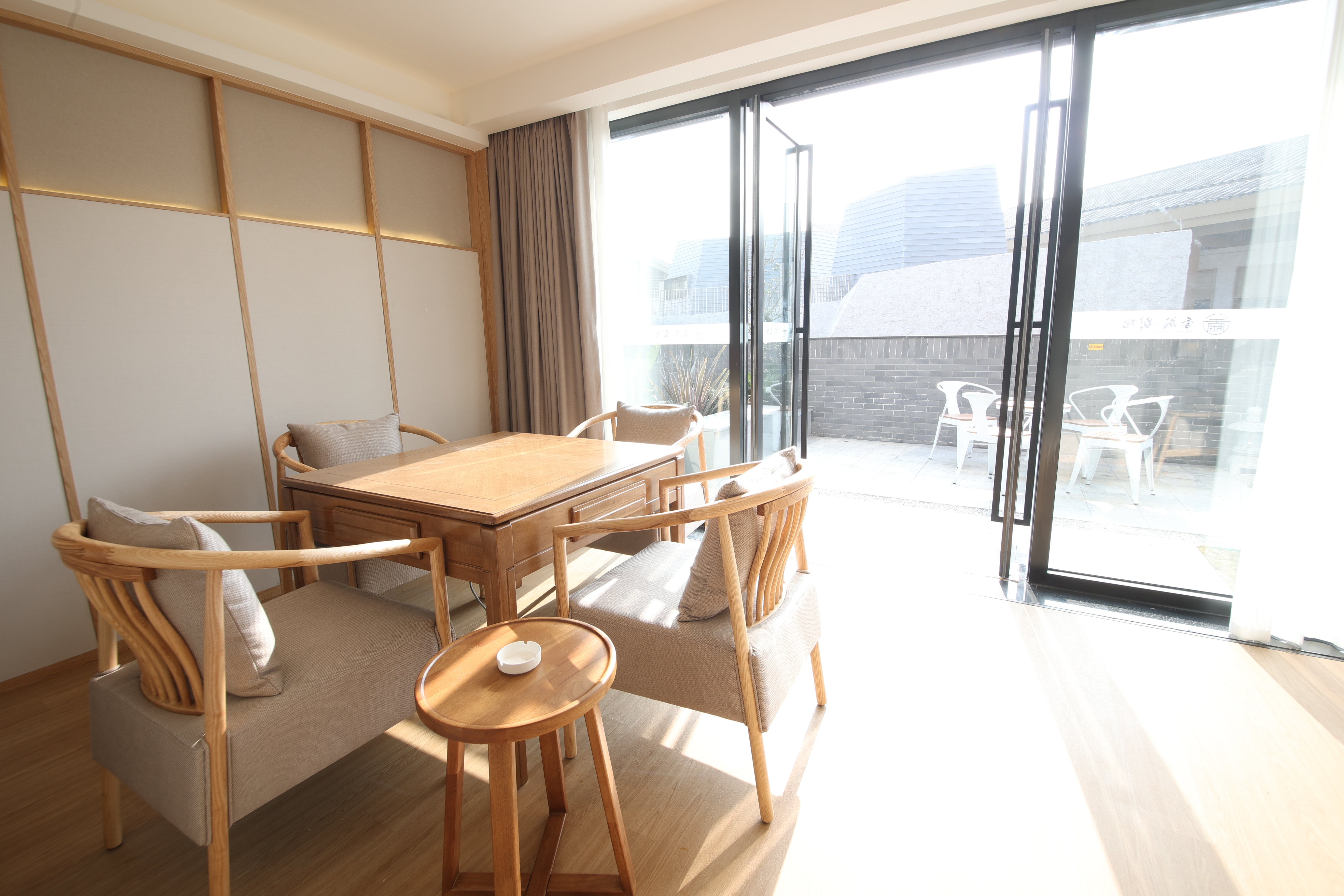 静居庭院套房[独立卧室-客厅-庭院-双衞-浴缸-机麻]