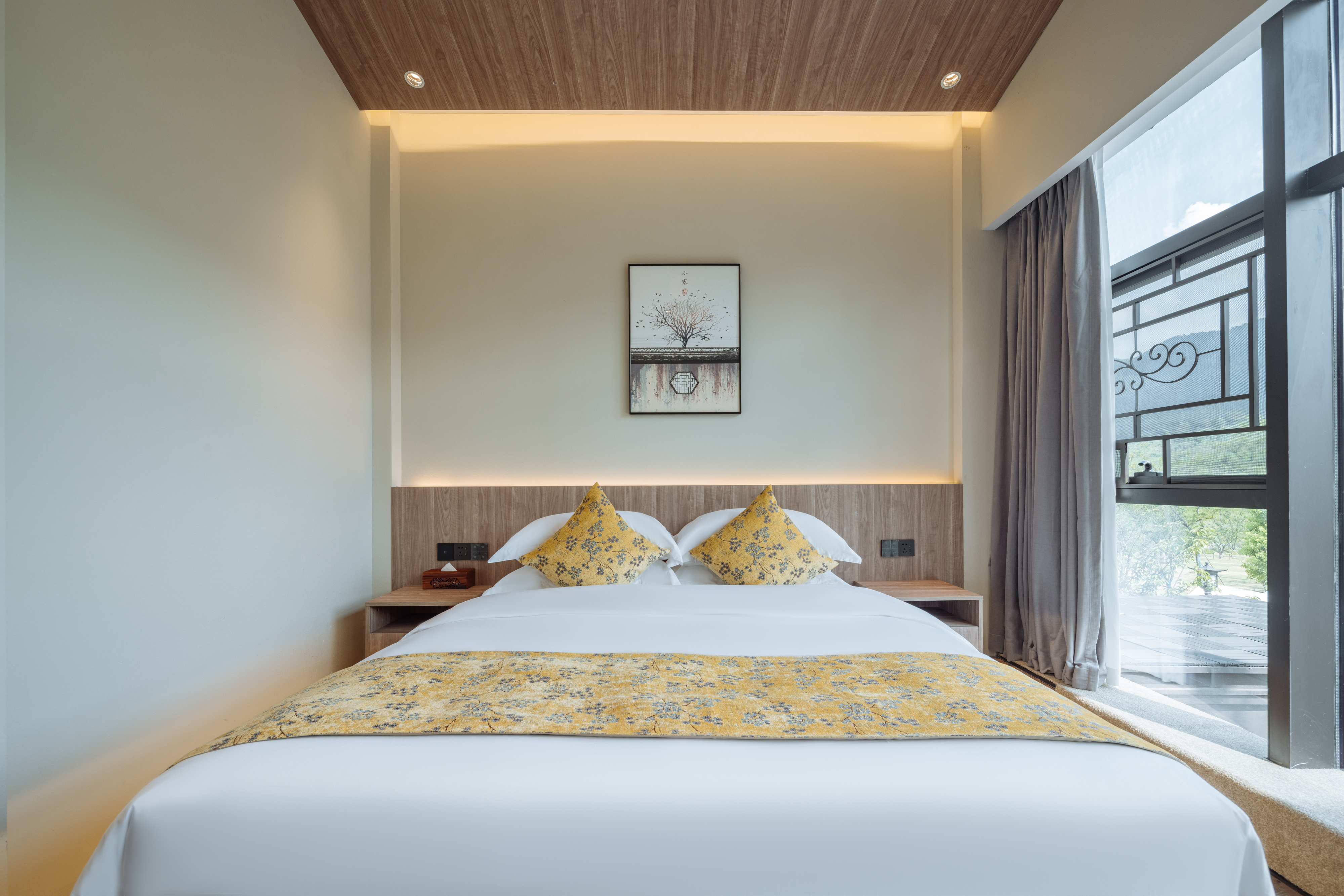 度假别墅包层（远观山景+大草坪+户外帐篷+超大落地窗+品茶+智能客控）