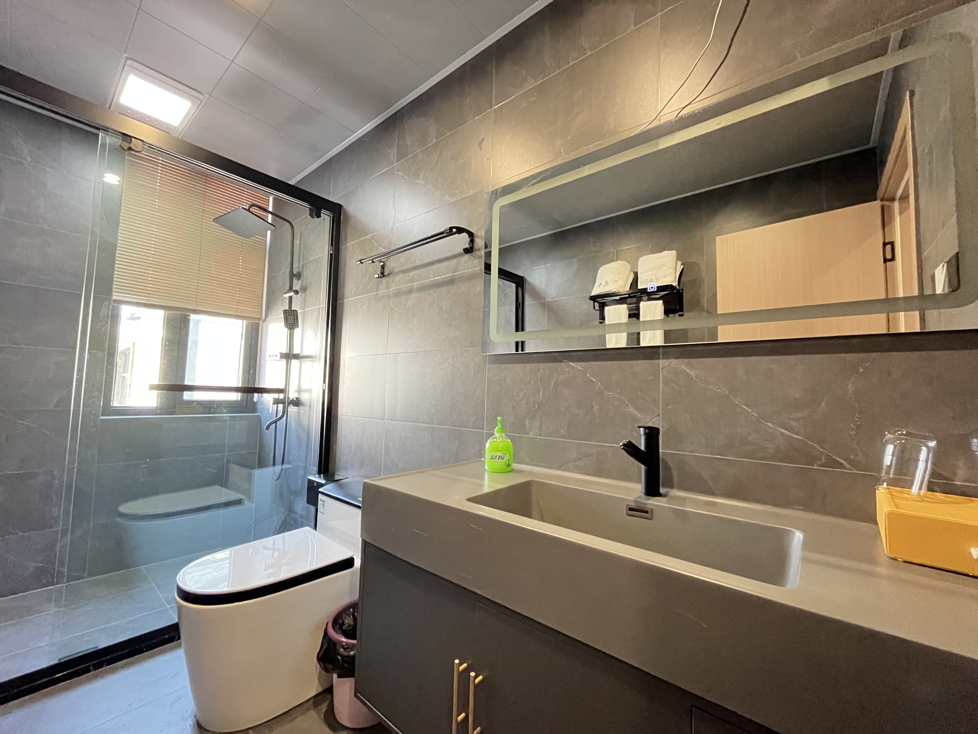 月栖·云舒·包栋