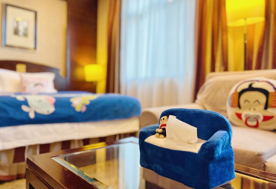 大嘴猴主题亲子房