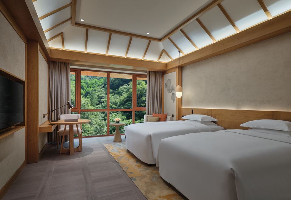 CROWNE PLAZA SHENNONGJIA2 Twin Beds Standard Mountain View Lounge Access