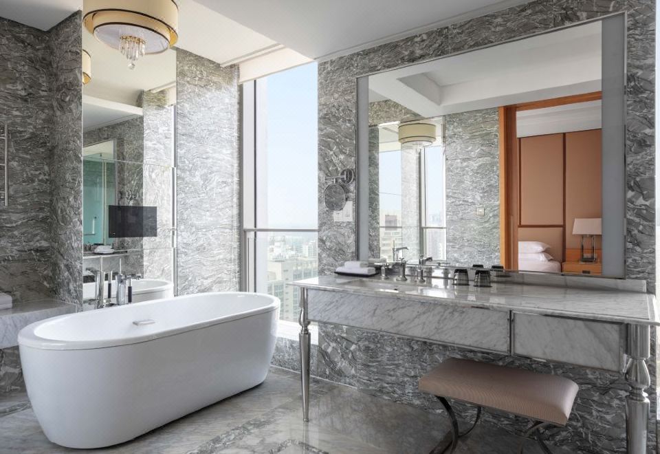 Sheraton Qingdao Jiaozhou HotelDeluxe Business Double Room