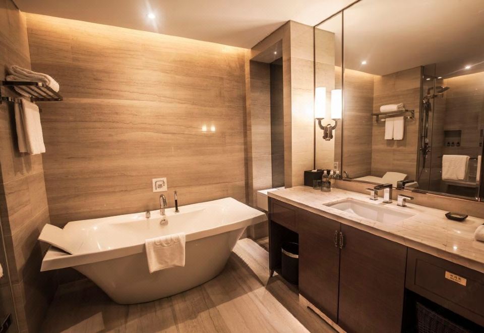 Royal Century Hotel ShanghaiExecutive Room (2 Beds)