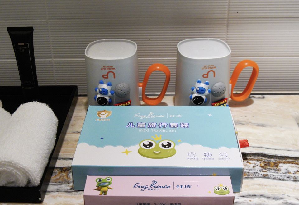 航天主题客房，1张大床及1张上下床