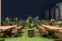 Mehood Listie Hotel