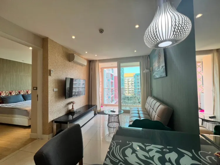 ห้องวิวสระ 703