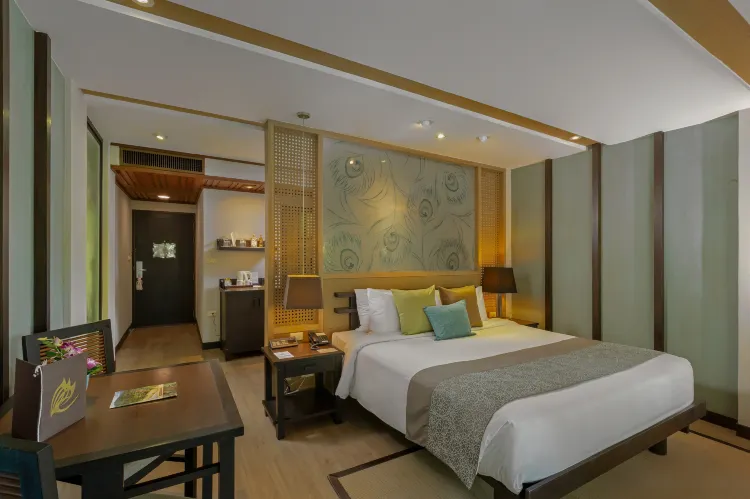 ห้องวอเตอร์ฟอล พูล แอคเซส