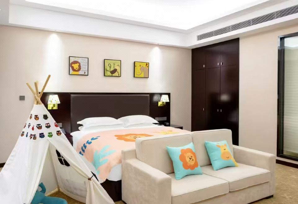 Shaanxi Dijian Nanshan (Huashan) Hot Spring HotelPremium Children's Playground Garden View Double Bed Room