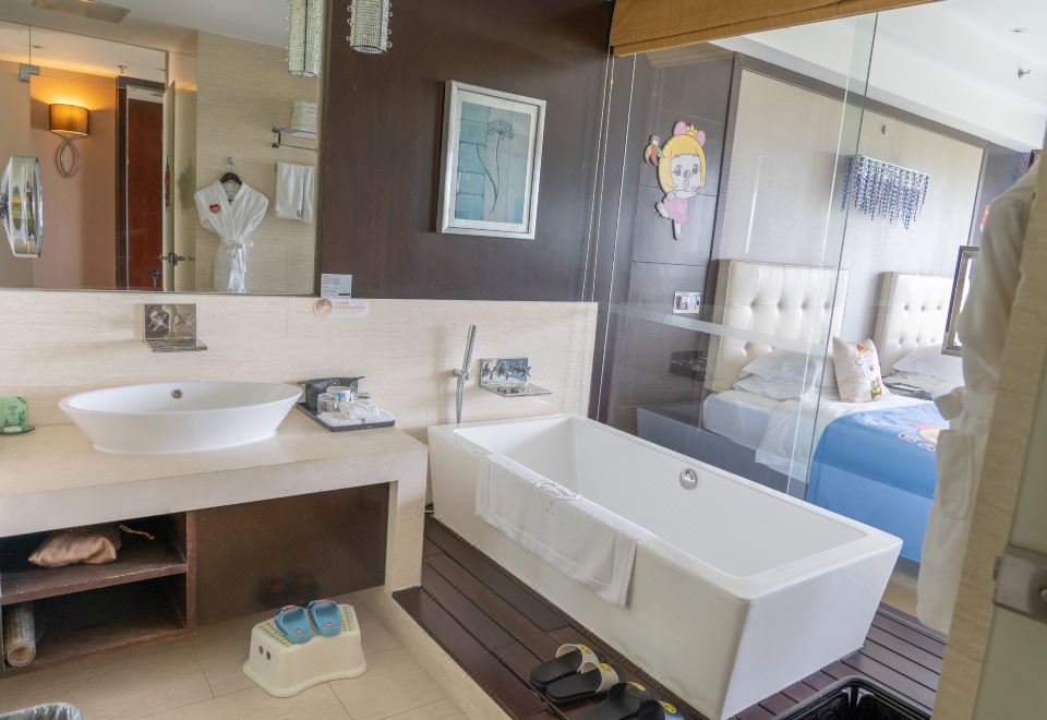 5號樓?動漫影院親子雙床房