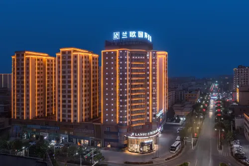 Lanou International Hotel, Artux People's Square