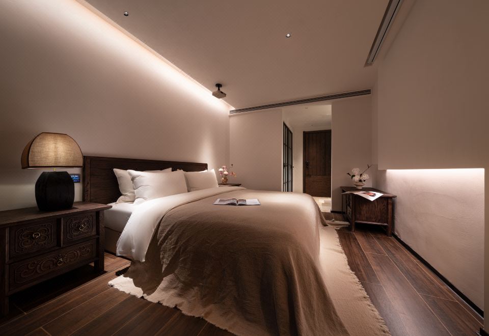 桑夏.观景大床房-零压床垫︱智能客控︱极米投屏