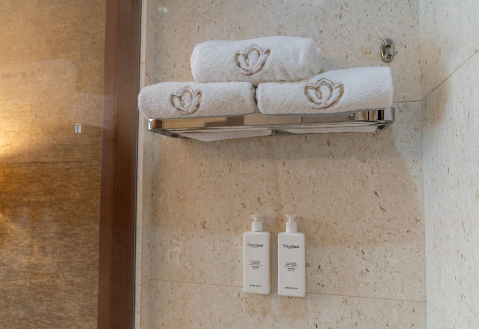 Beijing Xinjiang PlazaSuper Room (Double Bed) (Vip Building)