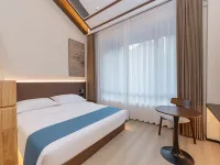 Quxiang Yazhu Chufeng Courtyard Homestay (Jiuge Alley) Hotels in Zigui