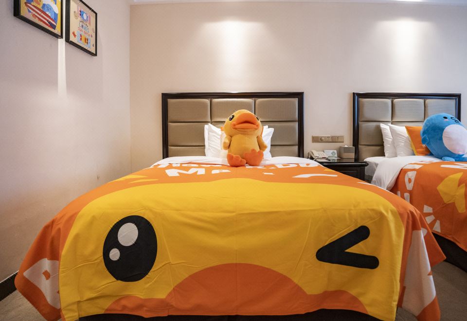 Jinling Mandarin Garden Hotel NanjingFamily-friendly 2-bed Room