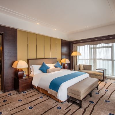 家庭雙卧室一廳兩床房套房 義烏博覽皇冠假日酒店優惠