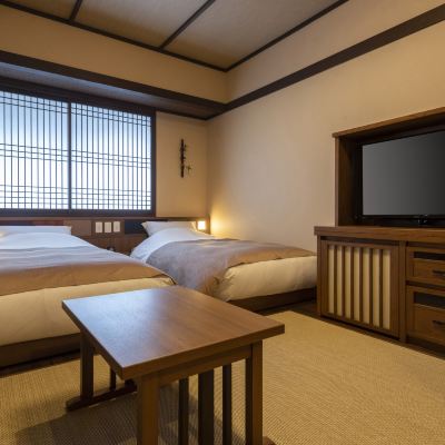 敷島館ツインルーム(シャワー付) ことひら温泉 御宿 敷島館 クーポン