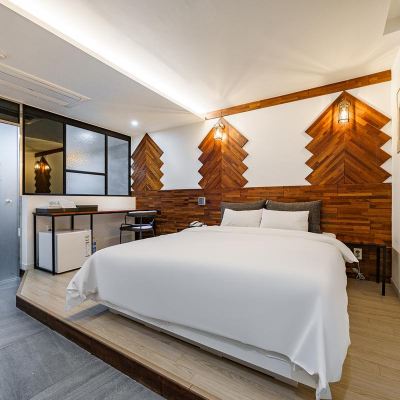 Deluxe Room 2Night Promo Code