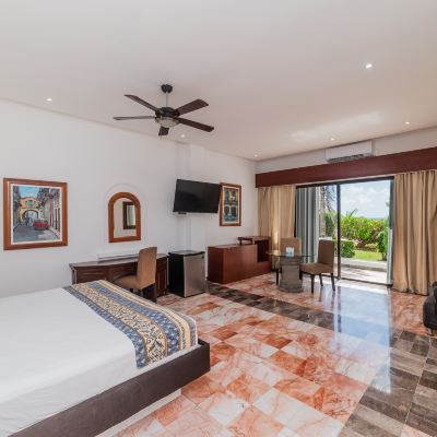Garden Suite King Bed with Balcony Casa Turquesa Promo Code