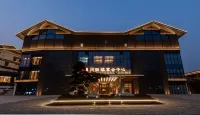 Maison New Century Hotel (Lu'an Wenmiao Street)