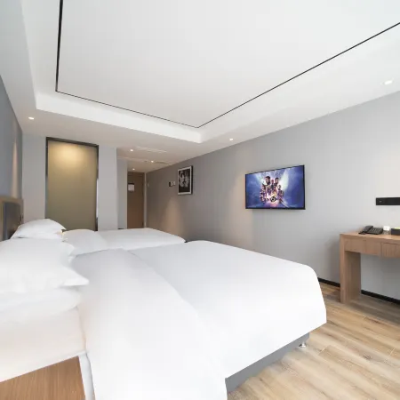 Yixi Hotel (Leshan High Speed Railway Station Shihao Plaza)