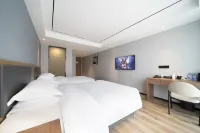 Yixi Hotel (Leshan High Speed Railway Station Shihao Plaza)