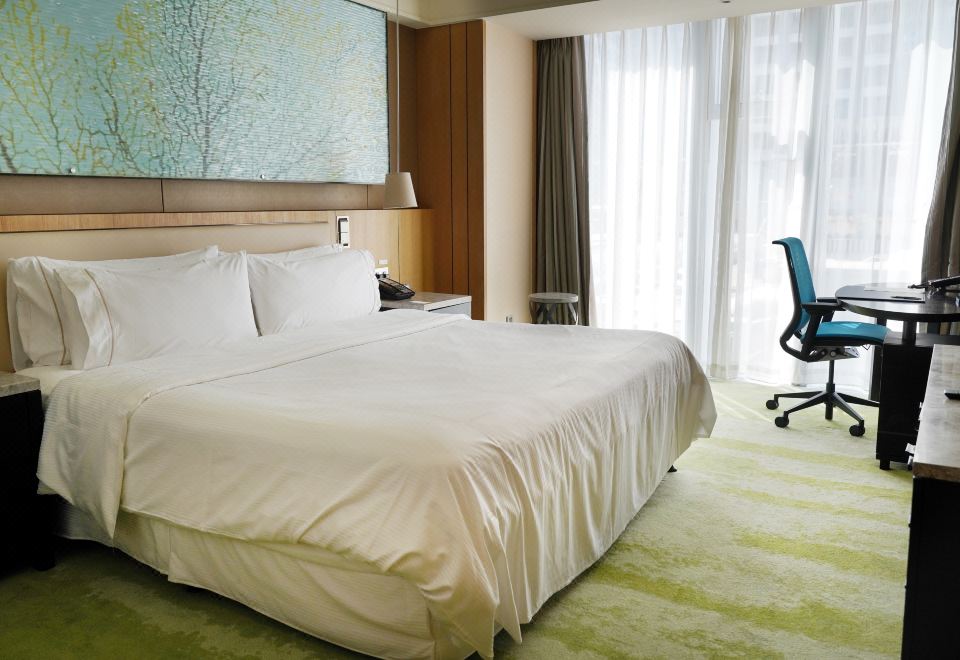 The Westin QingdaoWestin King Bed Room