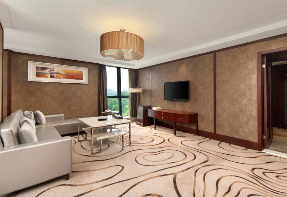 White Horse Lake Jianguo HotelDeluxe Suite - Lake-View (Terrace)