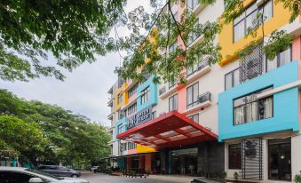 Sans Hotel Green Bekasi by RedDoorz