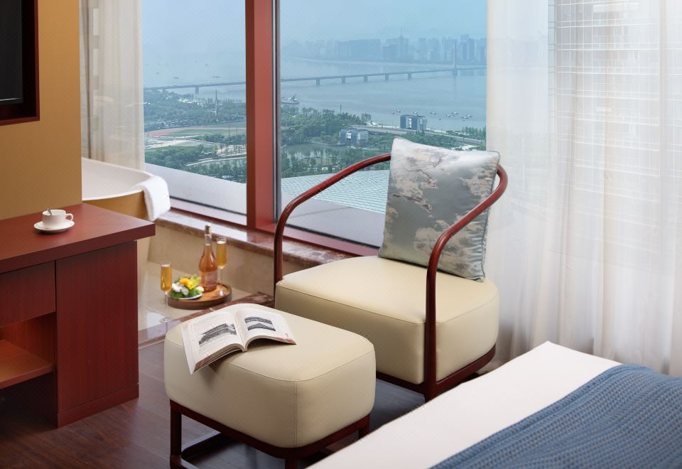 江景行政大床房