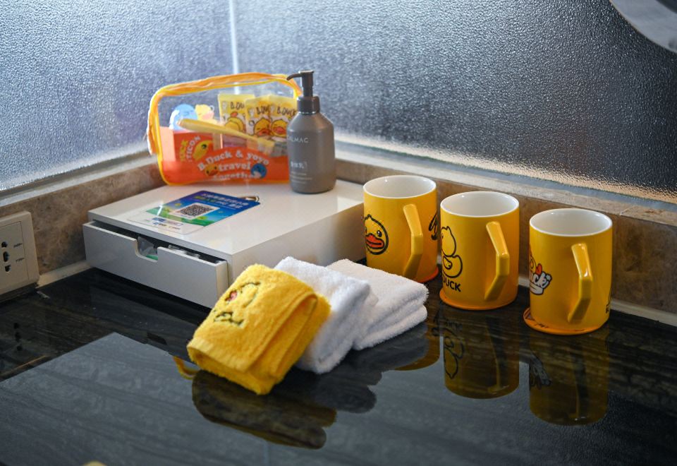 B.Duck小黄鸭主题开放式套房