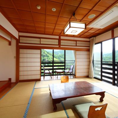 Main Building Main Japanese-style Room (7.5 Tatami Mats) Purely Japanese-style Guest Room みはらしの宿　杉乃家 クーポン