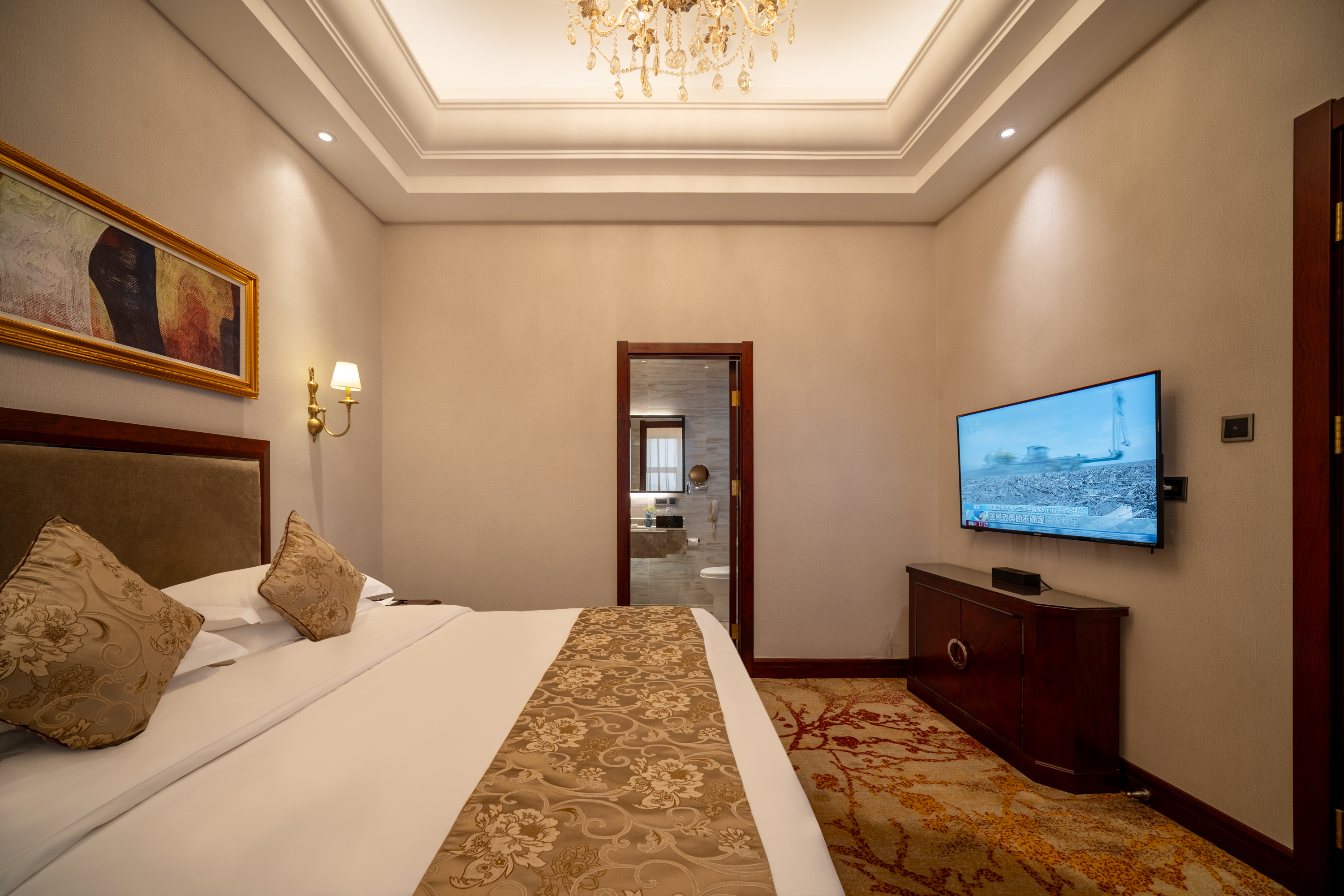 巴黎至尊豪華套房·靜謐會客廳·豪華浴缸·潤境加濕器