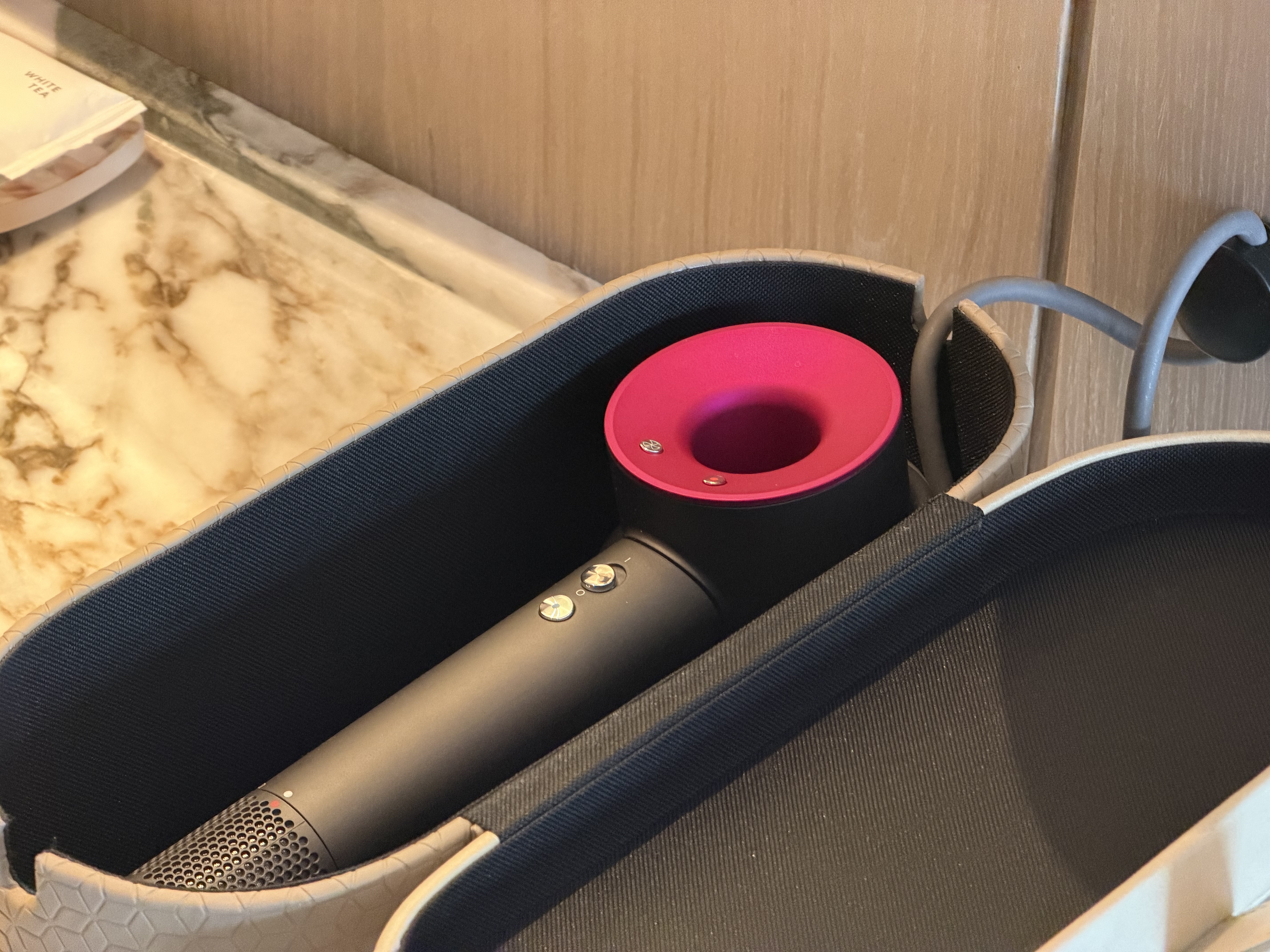 豪華江景大床房-云端江景·枕江而眠