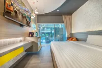 Qiu Hotel Bangkok - BTS On Nut Station