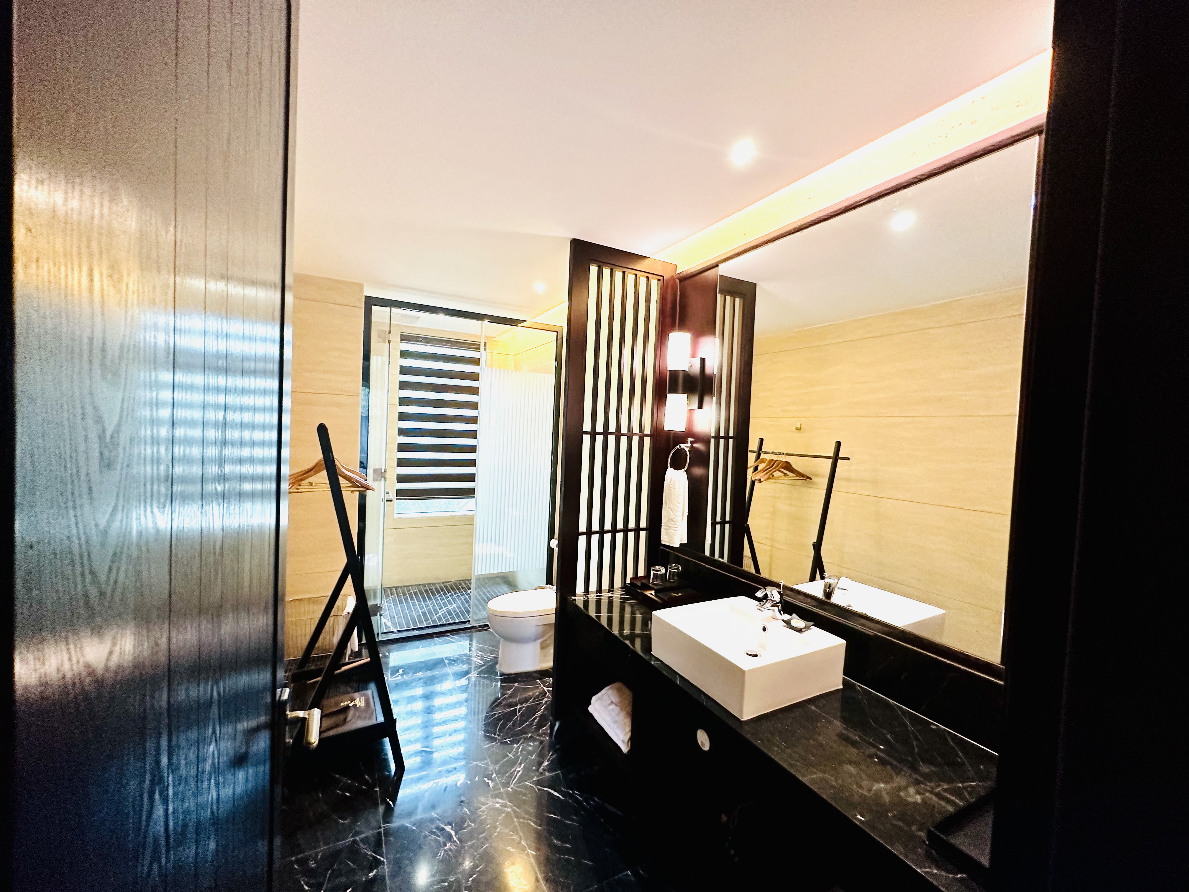 豪华三房泳池别墅（麻将机）