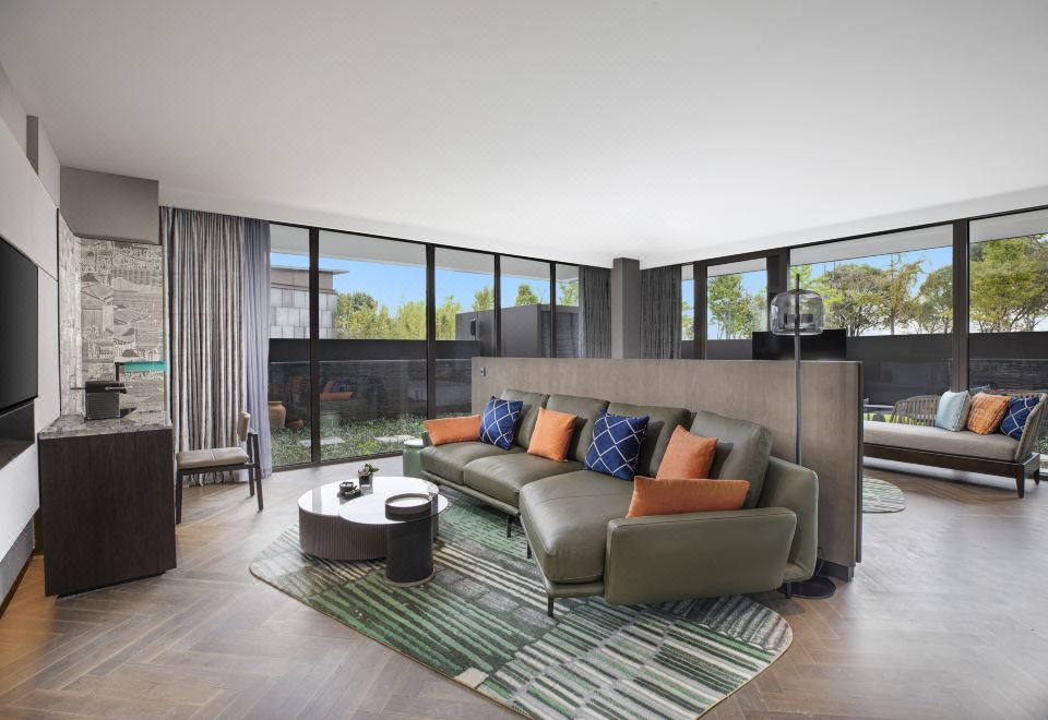 开放式庭院套房