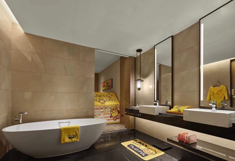 B.Duck小黃鴨親子大床房