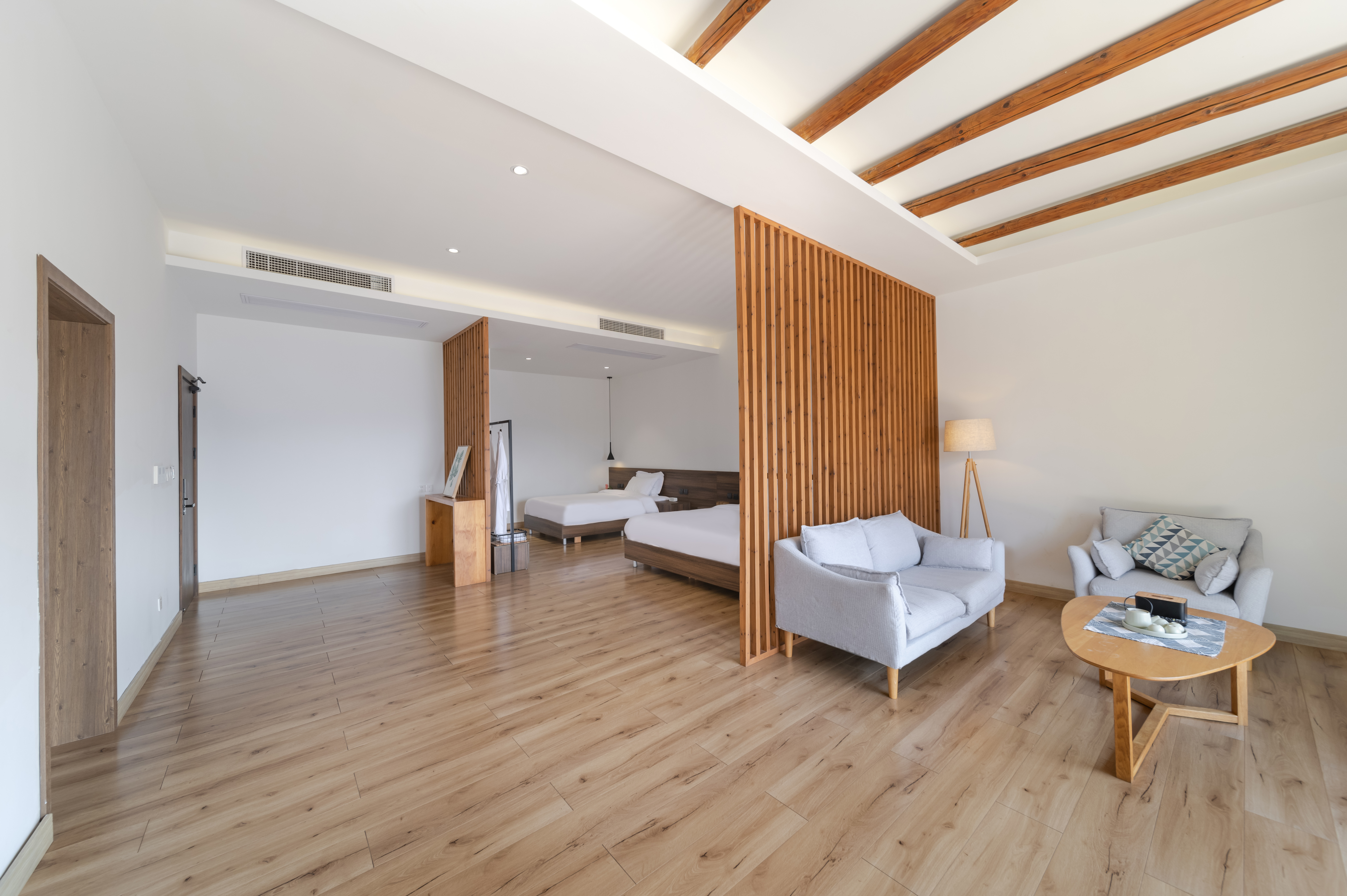 追霞湖景亲子房（全景落地玻璃+浴缸）