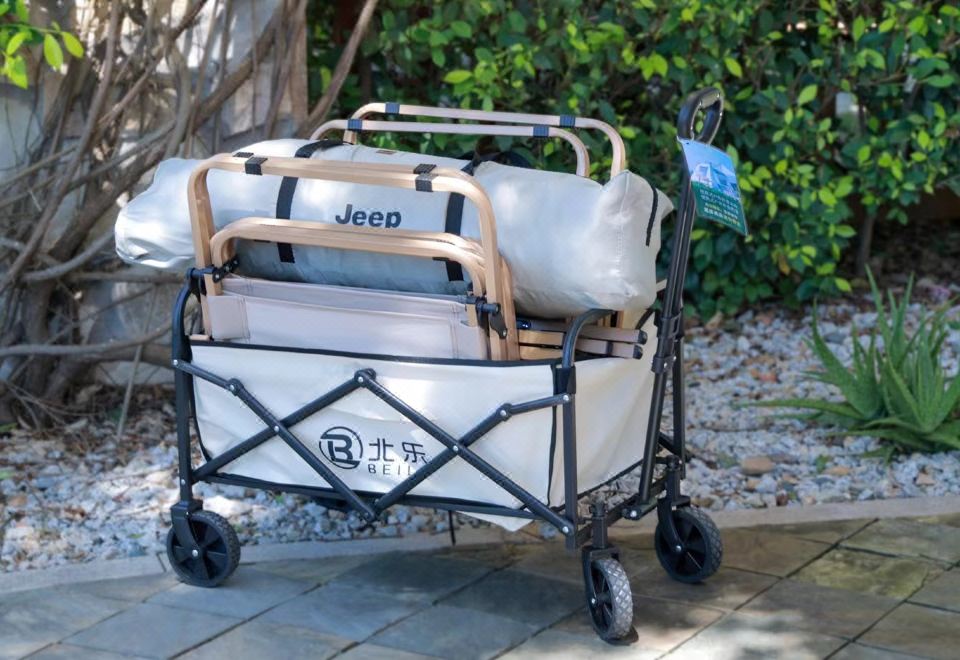 复式恐龙主题亲子双卧花园套房（带庭院）