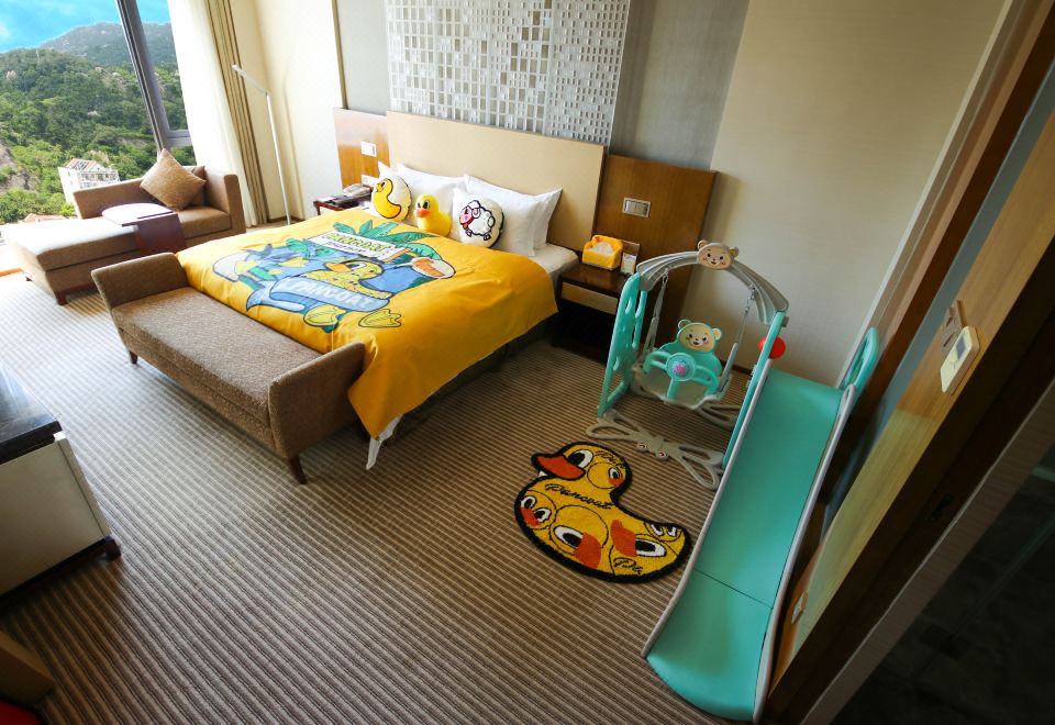 小黄鸭主题亲子套房