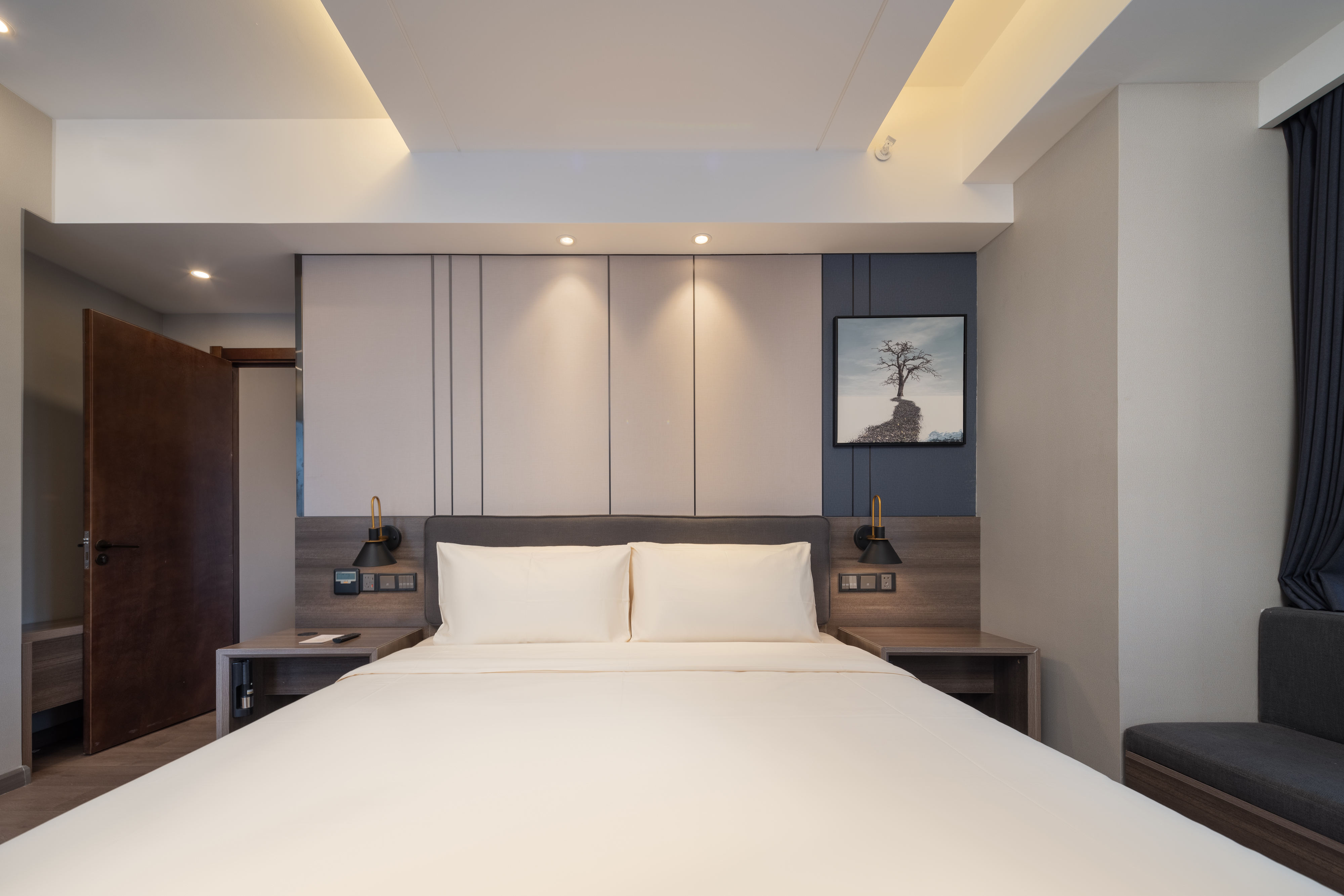 幾木園景套房（投屏＋加濕器+小冰箱+浴袍+體重秤）