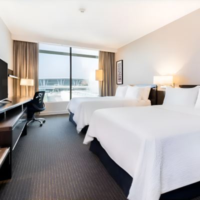 標準間 聖地亞哥假日飯店 - 機場航廈優惠