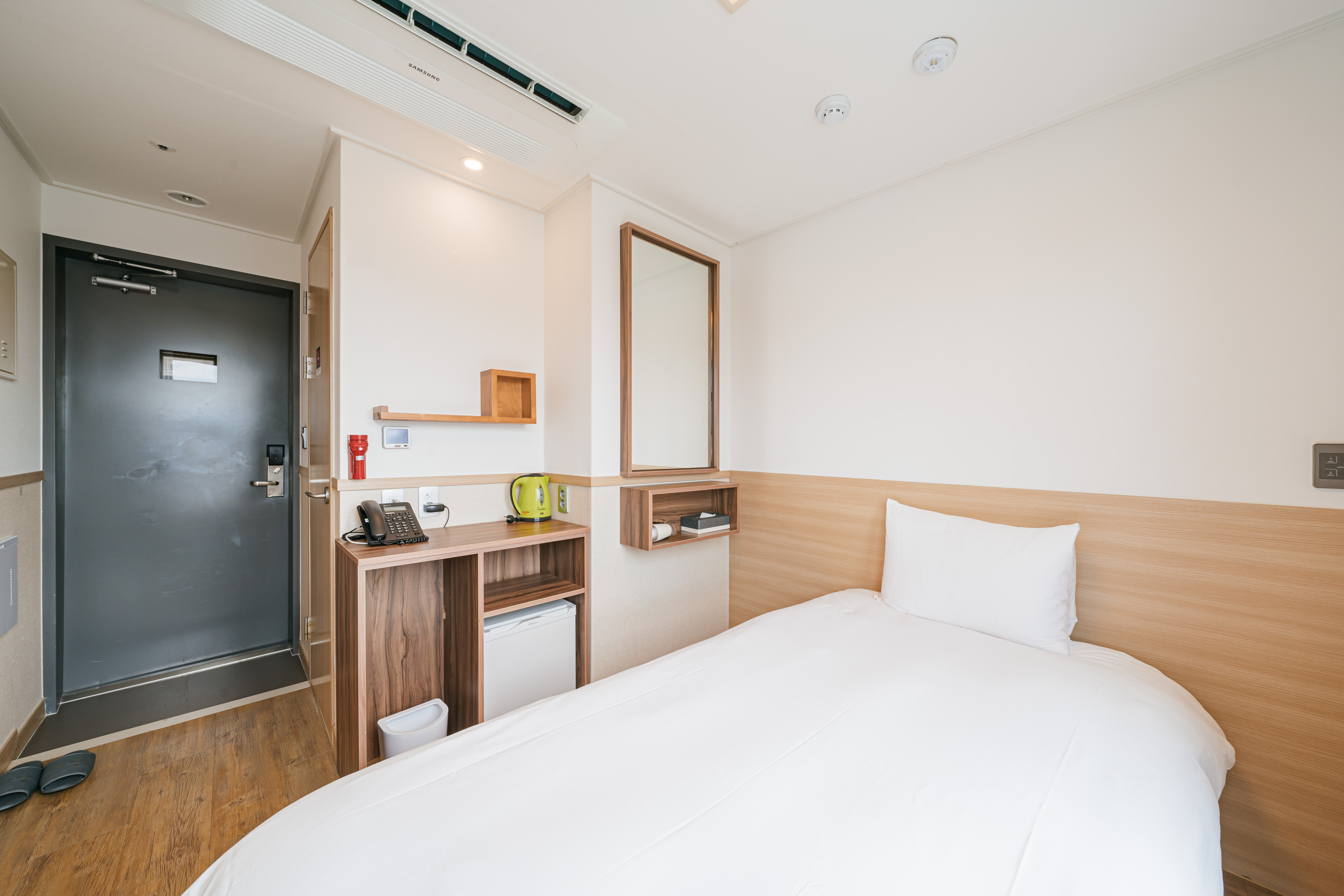 標準單人房 （無景）