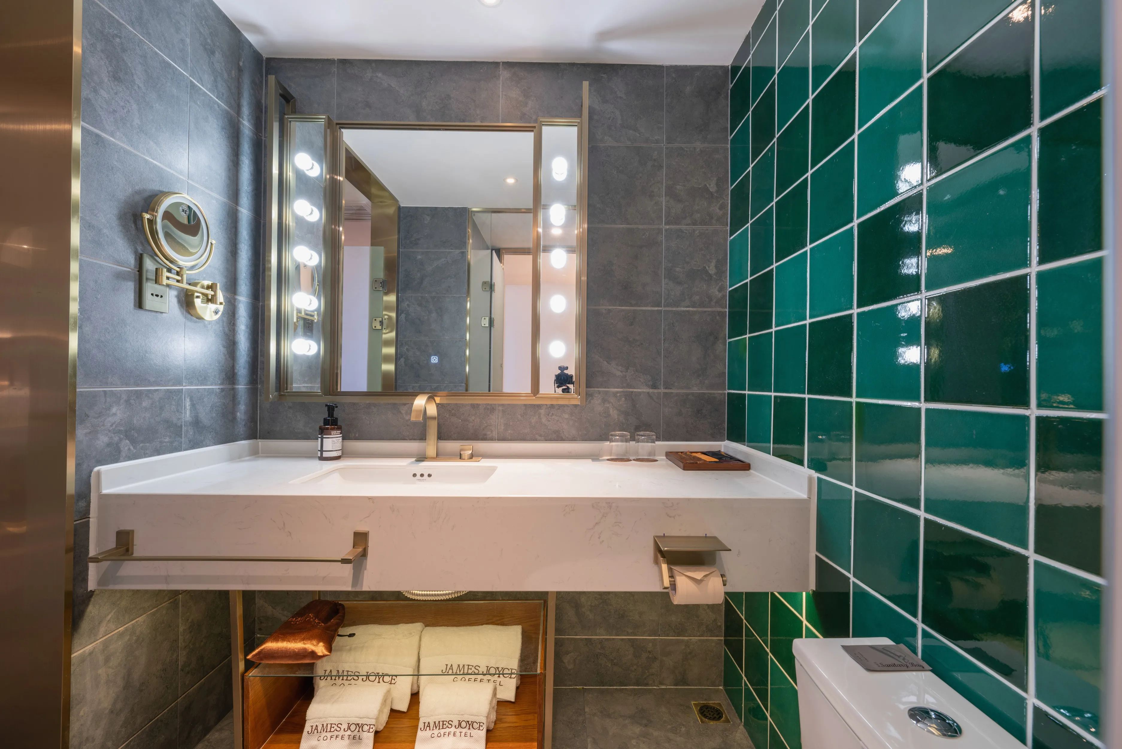 醇享大床房（投屏）